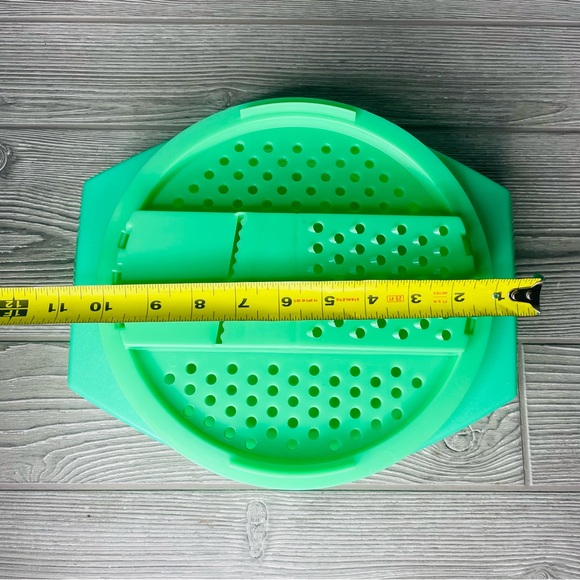 Vintage Tupperware 787 Cheese Grater Shredder & Bowl 786-8 Jadite Green & Top - Picture 3 of 10